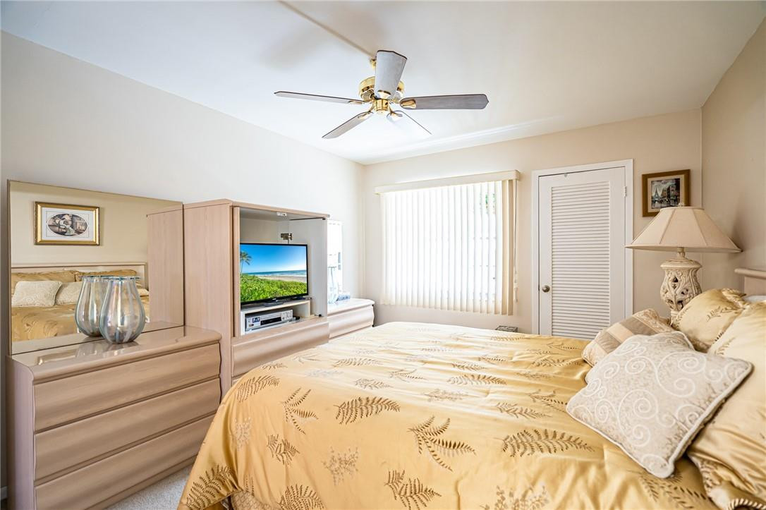 4041 Hythe A, Unit E1 Boca Raton, FL 33434 - Photo 11 of 22 Photo 11