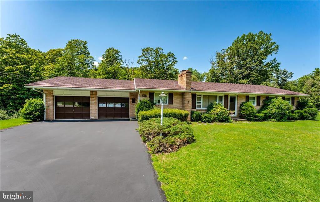 3573 Old Mill Road Slatington, PA 18080 - Photo 2 of 48 Gallery Image 2