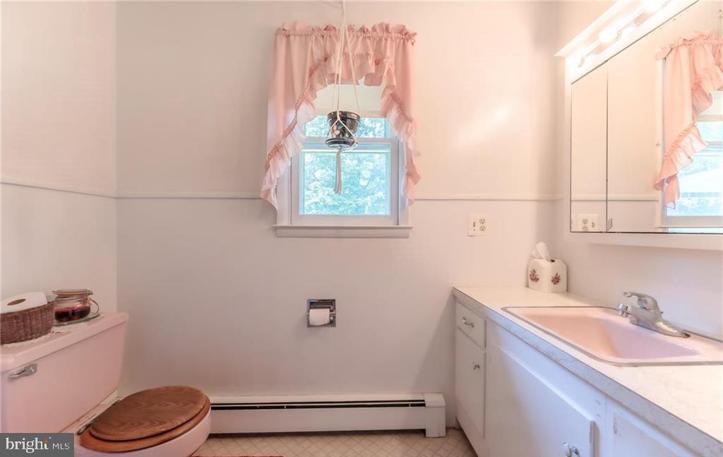 3573 Old Mill Road Slatington, PA 18080 - Photo 34 of 48 Full Bathroom