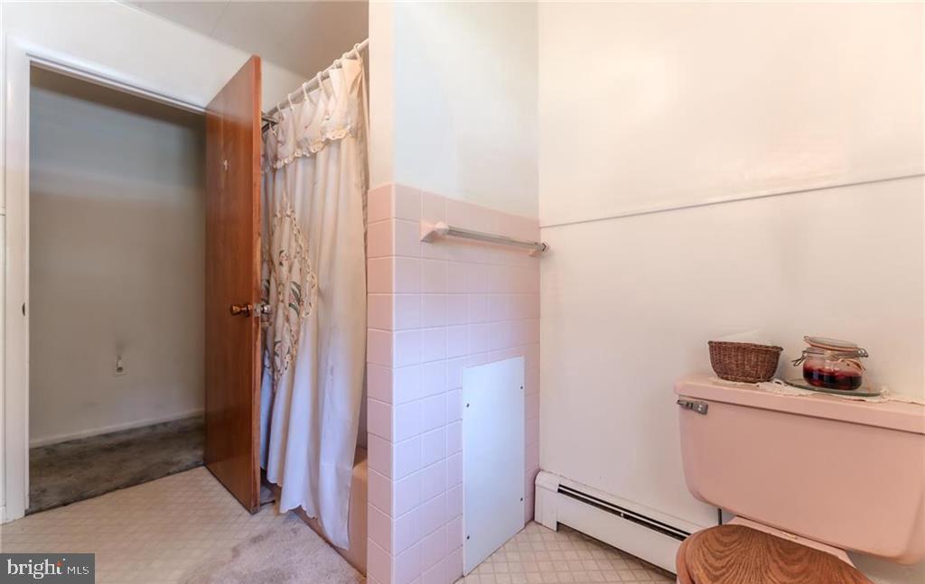 3573 Old Mill Road Slatington, PA 18080 - Photo 36 of 48 Full Bathroom