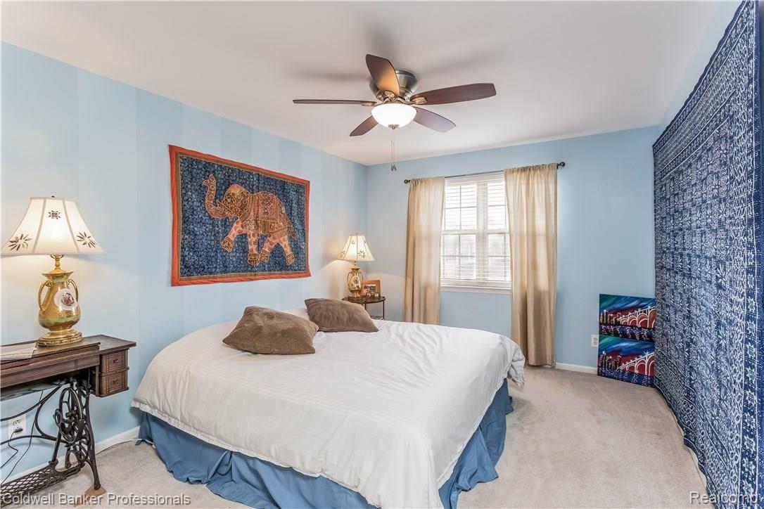 16894 Farmington Road, Unit 41 Livonia, MI 48154 - Photo 17 of 32 Master Bedroom