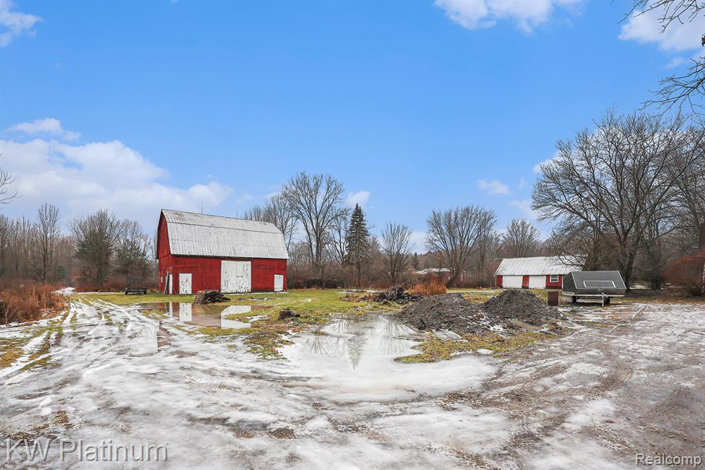 4202 Palms Road Casco, MI 48064 - Photo 9 of 22