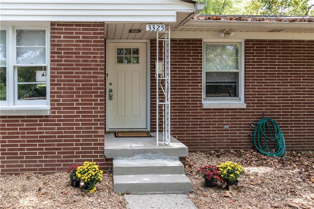 3325 Lincoln Road Indianapolis, IN 46222 - Photo 2 of 28 Gallery Image 2