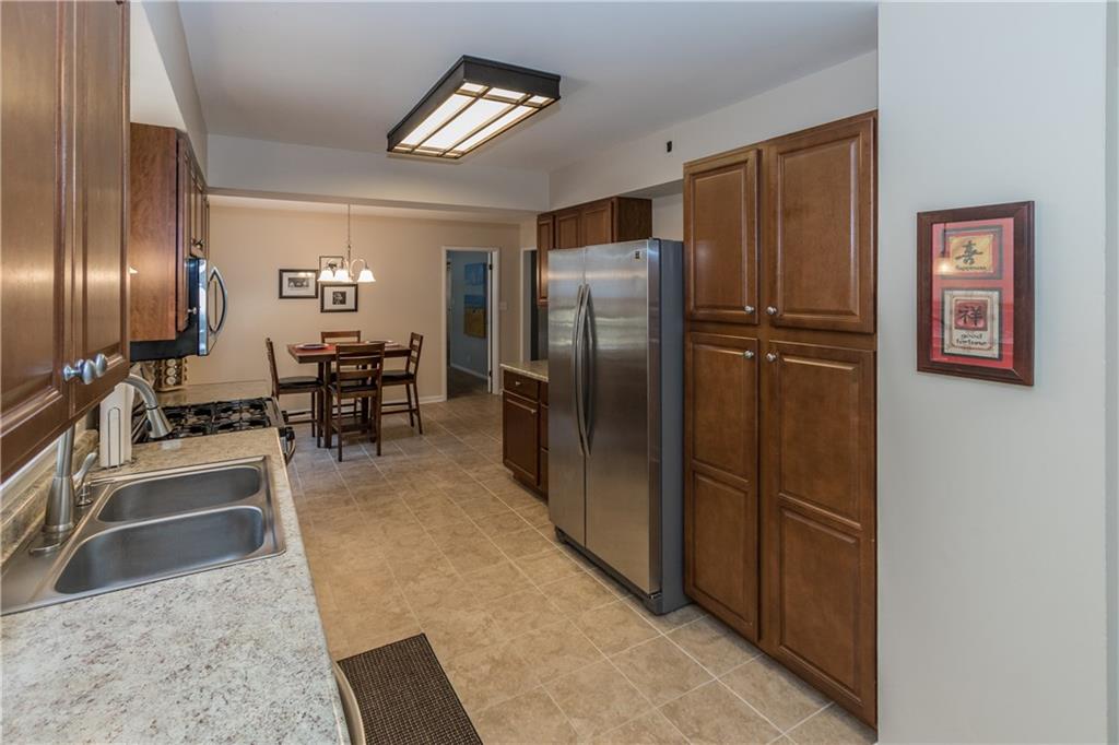 3325 Lincoln Road Indianapolis, IN 46222 - Photo 12 of 28 Gallery Image 12