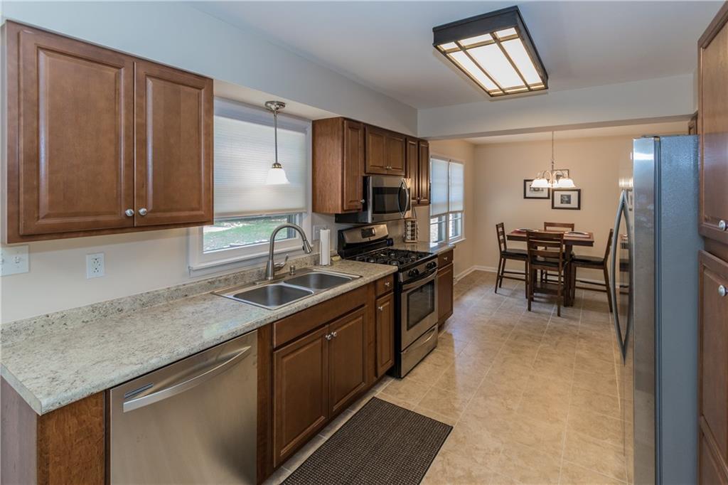 3325 Lincoln Road Indianapolis, IN 46222 - Photo 13 of 28 Gallery Image 13