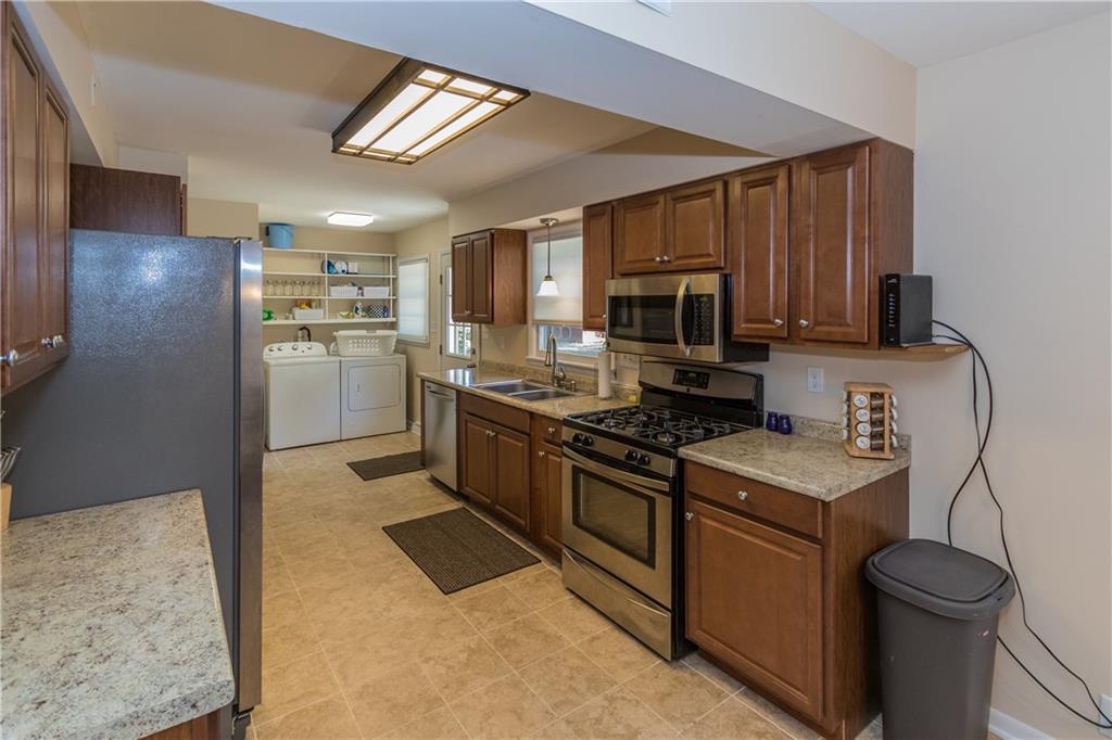 3325 Lincoln Road Indianapolis, IN 46222 - Photo 10 of 28 Gallery Image 10