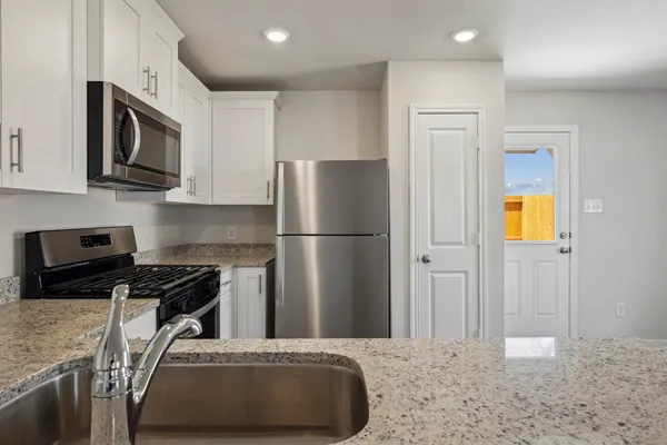 $1,830 | 10402 Red Cardinal Drive, Cleveland, TX 77328