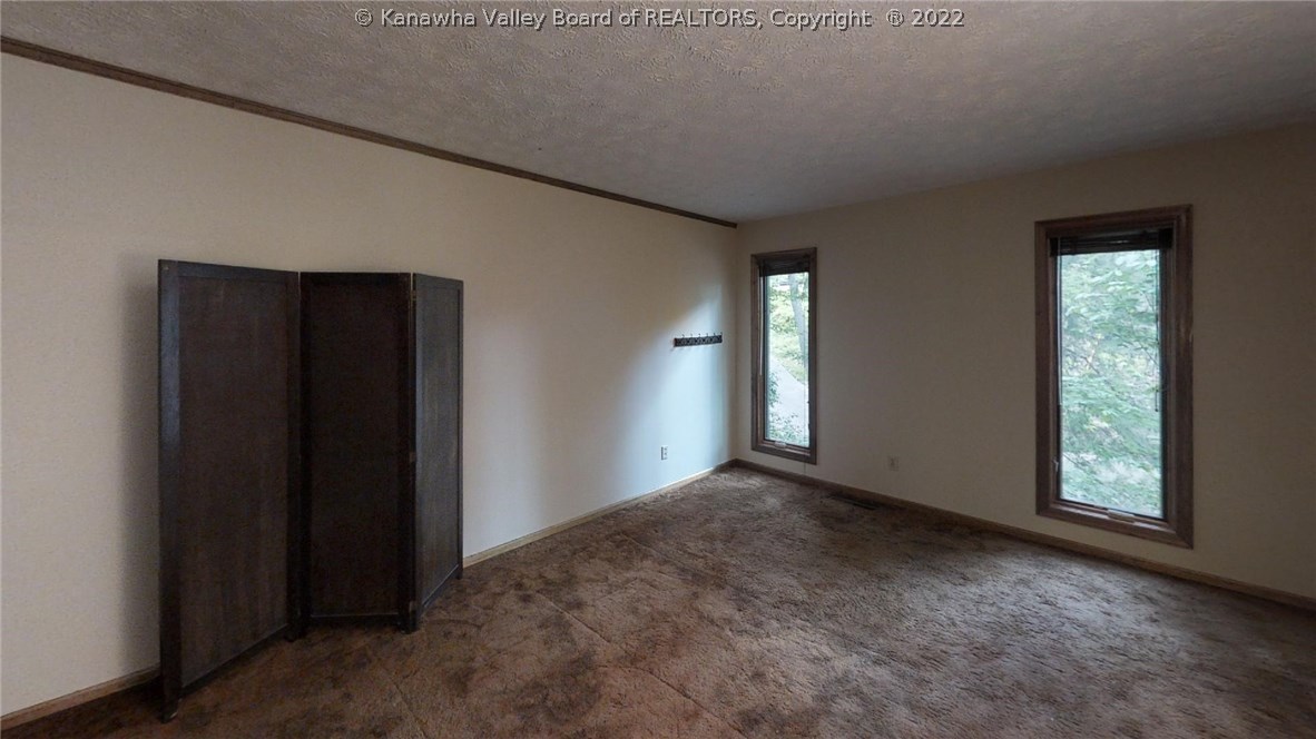 1585 Hampton Road Charleston, WV 25314 - Photo 26 of 29 Gallery Image 26