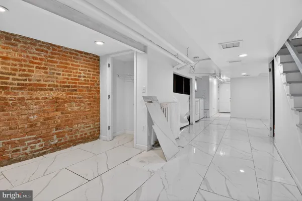 $3,400 | 747 Kentucky Avenue Southeast, Washington, DC 20003