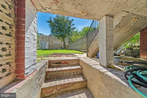 $3,400 | 747 Kentucky Avenue Southeast, Washington, DC 20003