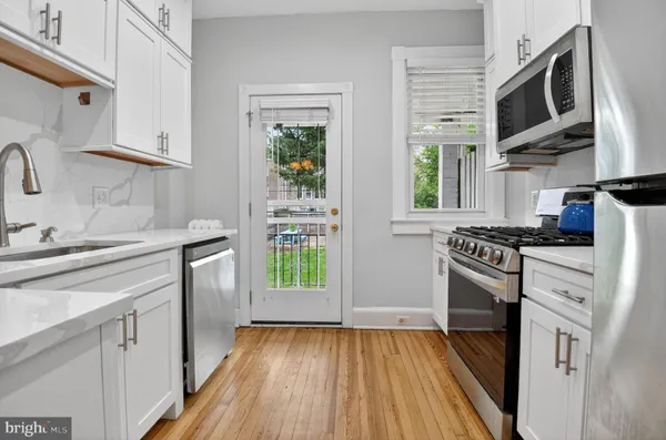 $3,400 | 747 Kentucky Avenue Southeast, Washington, DC 20003