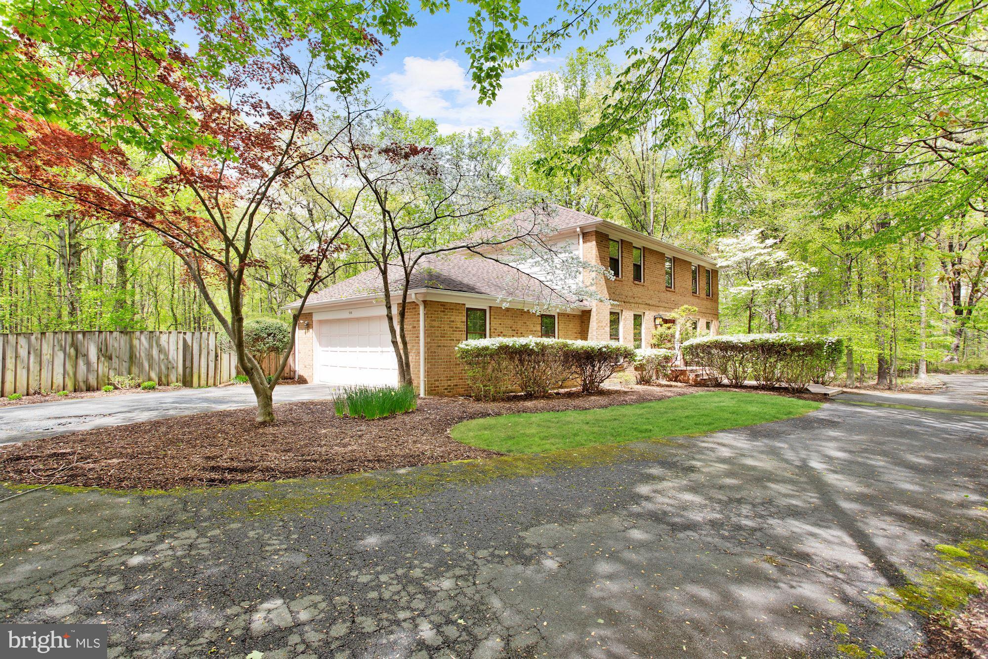 516 Springvale Road Great Falls, VA 22066 - Photo 2 of 44 Exterior