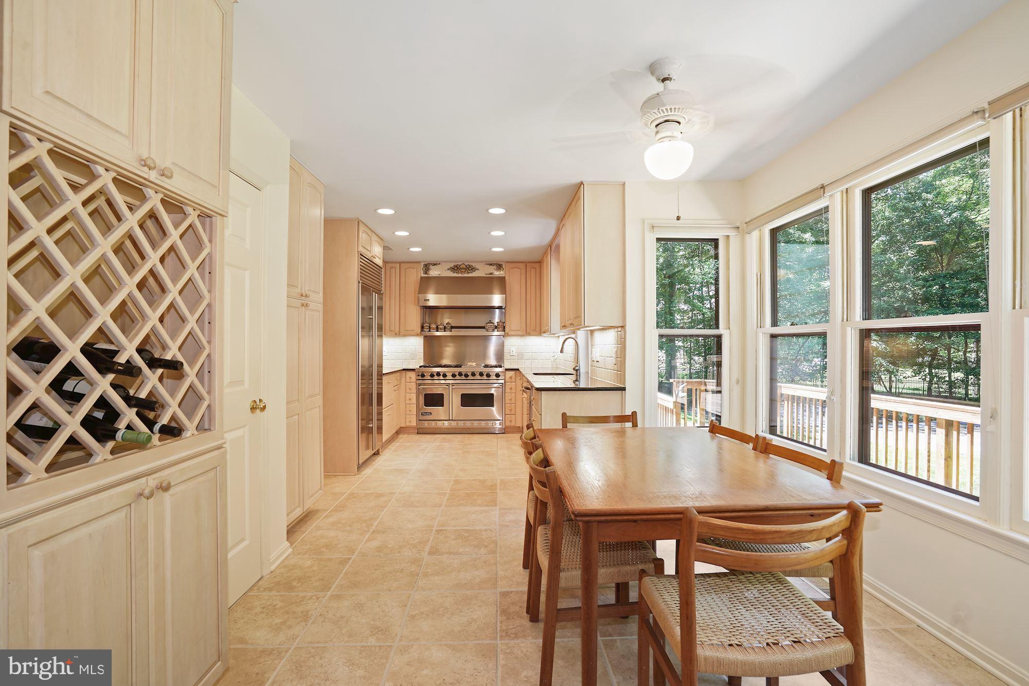 516 Springvale Road Great Falls, VA 22066 - Photo 11 of 44 Gorgeous, renovated gourmet Kitchen