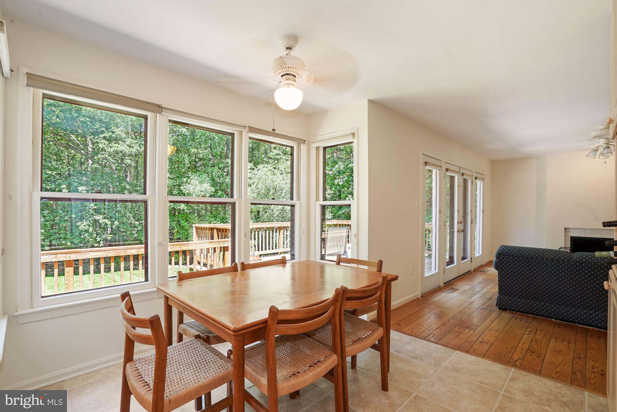 516 Springvale Road Great Falls, VA 22066 - Photo 14 of 44 Breakfast Room