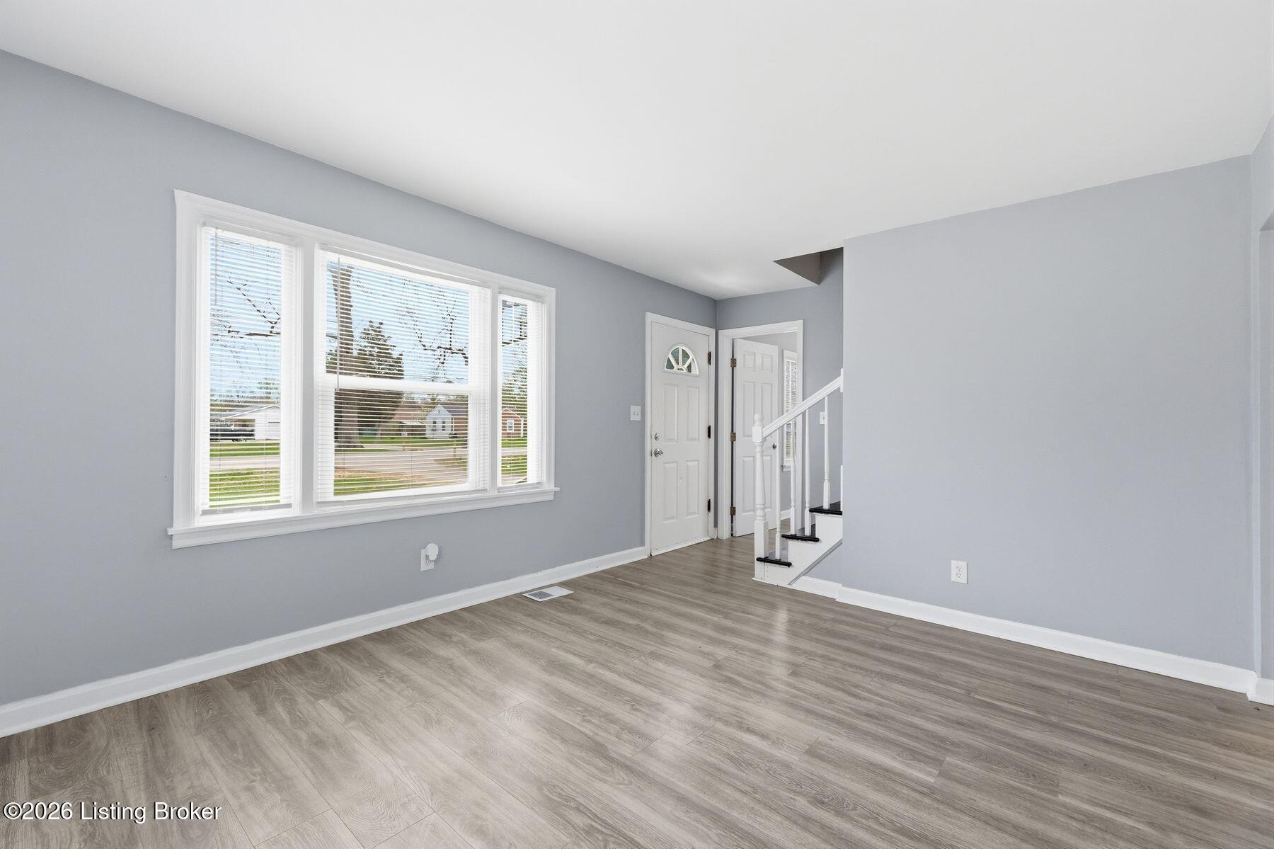 1602 Rangeland Road Louisville, KY 40219 - Photo 4 of 24 photo_online_004