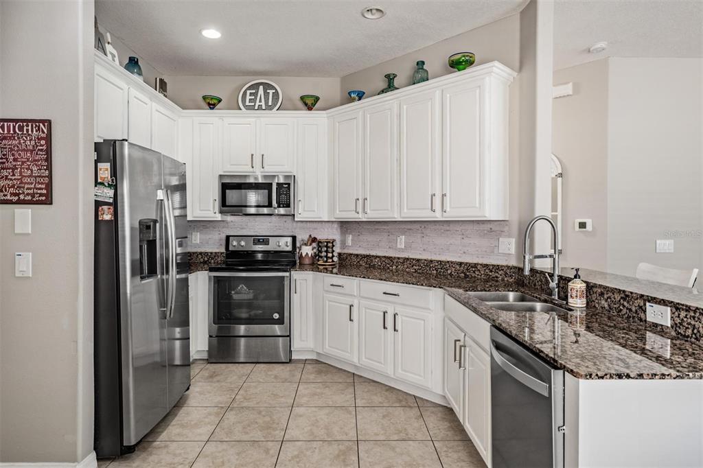 12715 White Bluff Road Hudson, FL 34669 - Photo 9 of 43