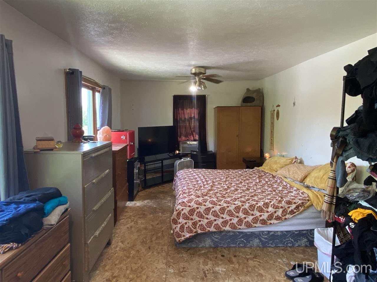 325 West Ridge Street Ishpeming, MI 49849 - Photo 19 of 57