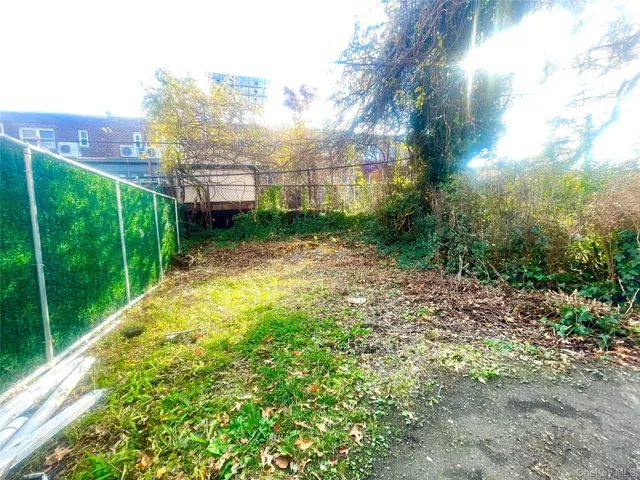 $1,099,000 | 140-14 68th Drive | Kew Gardens Hills