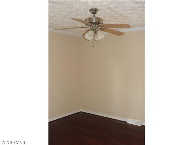 12500 Bundle Road Chesterfield, VA 23838 - Photo 5 of 11 Dining Room
