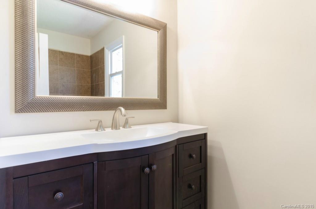 929 Falls Church Road Charlotte, NC 28270 - Photo 15 of 22 Gallery Image 15
