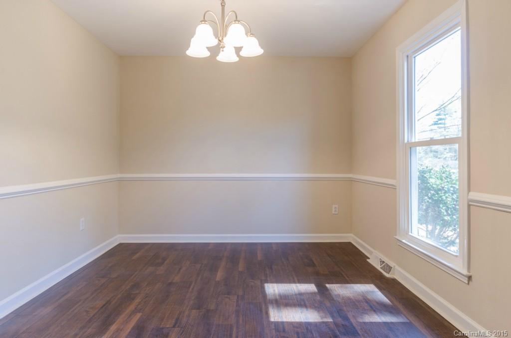 929 Falls Church Road Charlotte, NC 28270 - Photo 4 of 22 Gallery Image 4