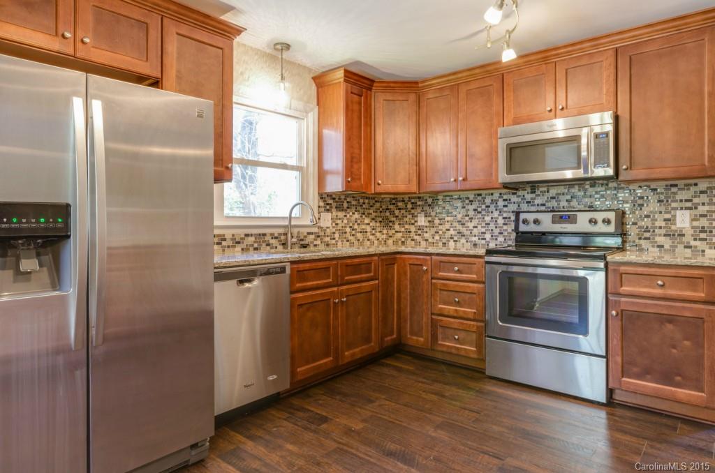 929 Falls Church Road Charlotte, NC 28270 - Photo 6 of 22 Gallery Image 6
