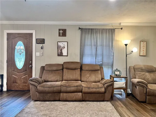 $244,900 | 76 Little John Lane, Dry Prong, LA 71423