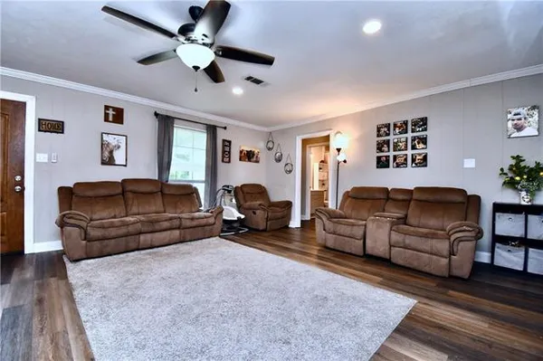 $239,500 | 76 Little John Lane, Dry Prong, LA 71423