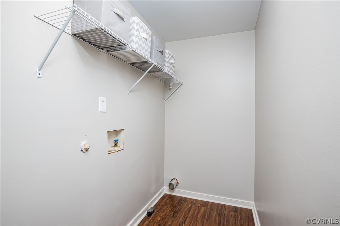 4317 Bridgewood Road Midlothian, VA 23112 - Photo 24 of 28 utility room located on first floor off of kitchen