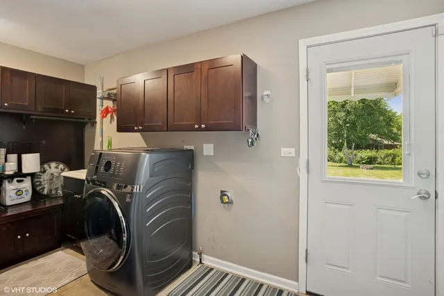 $649,990 | 523 North Ela Road, Barrington, IL 60010