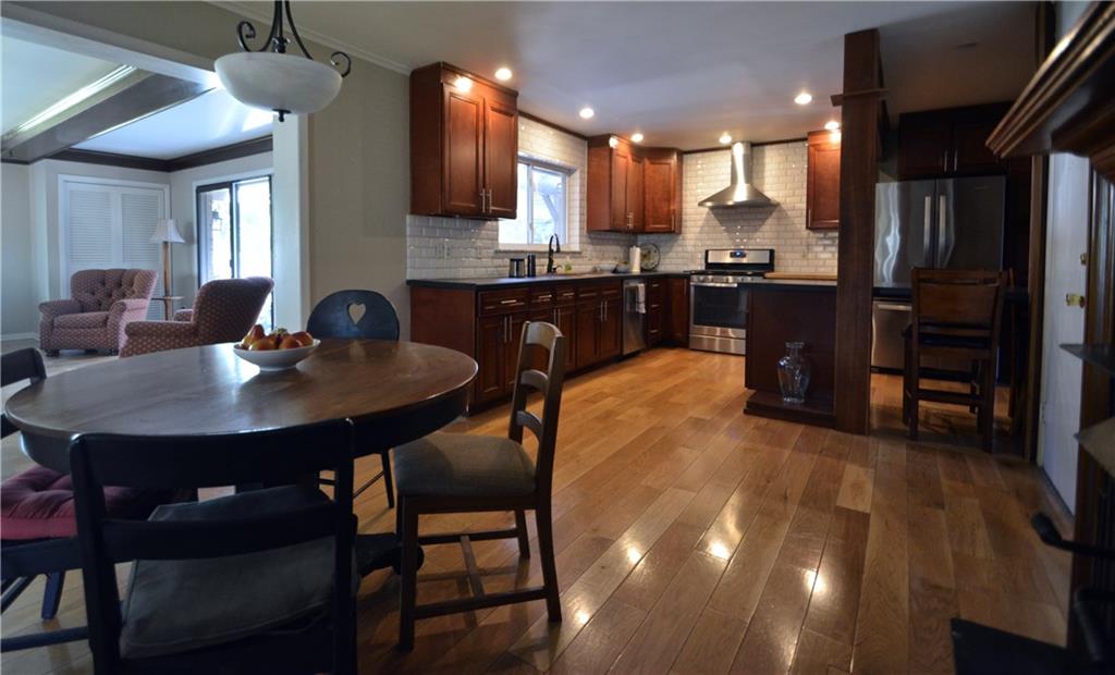 622 Alwyne Road Carmel, IN 46032 - Photo 6 of 20 Gallery Image 6