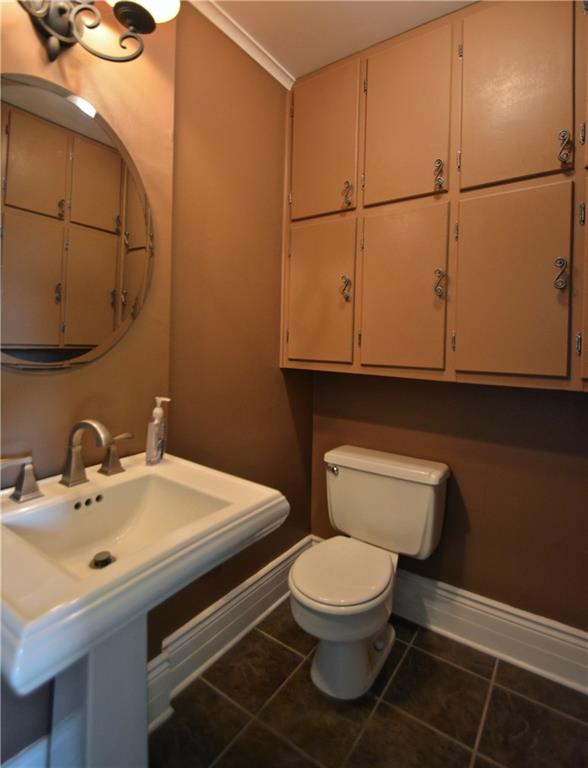 622 Alwyne Road Carmel, IN 46032 - Photo 9 of 20 Gallery Image 9
