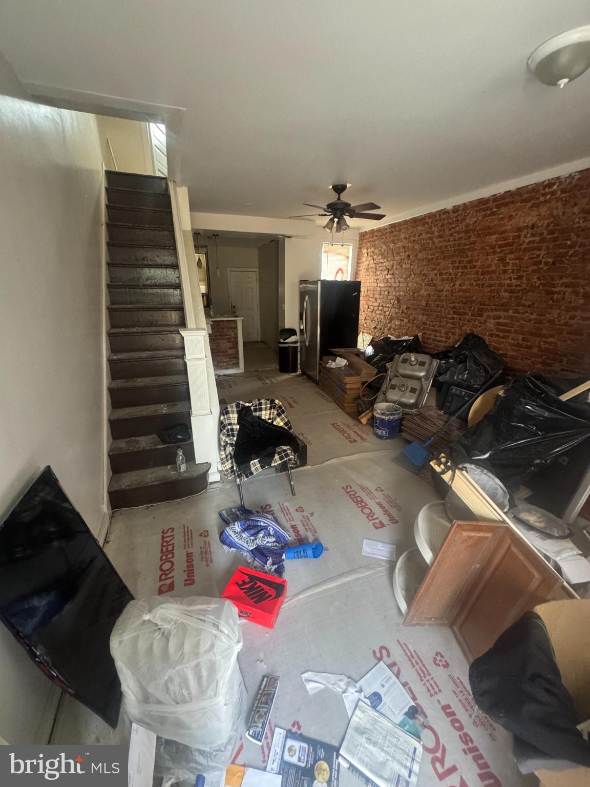 3085 Weikel Street Philadelphia, PA 19134 - Photo 2 of 8