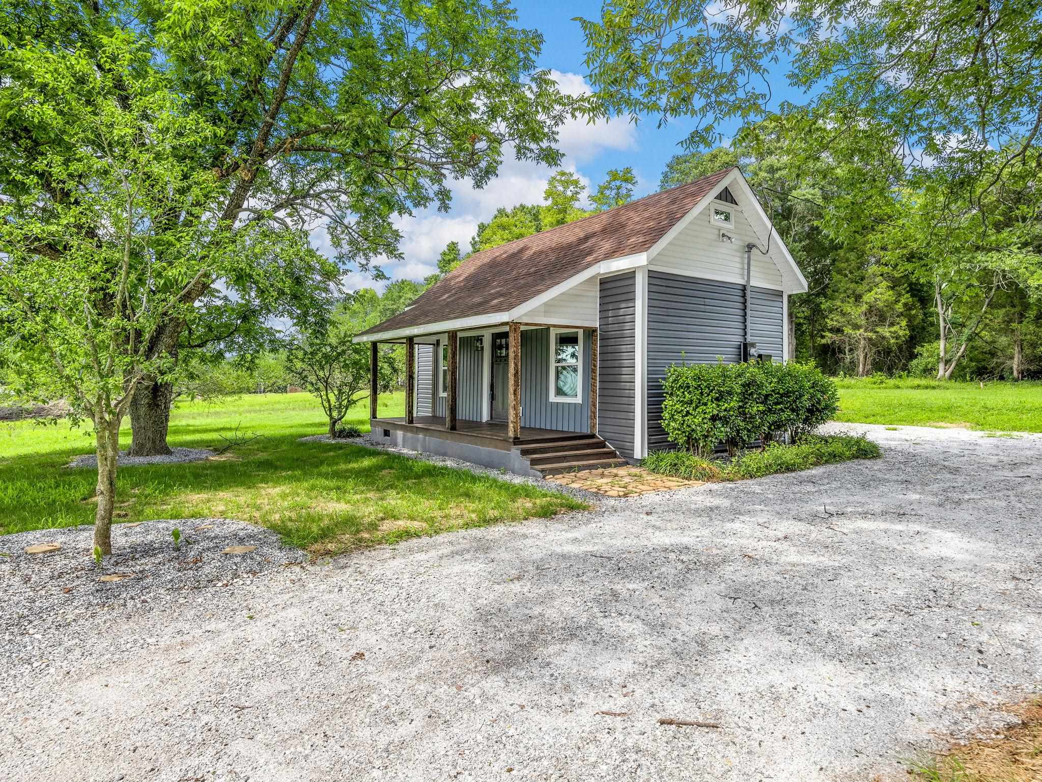 1630 Clement Road Greer, SC 29650 - Photo 2 of 34
