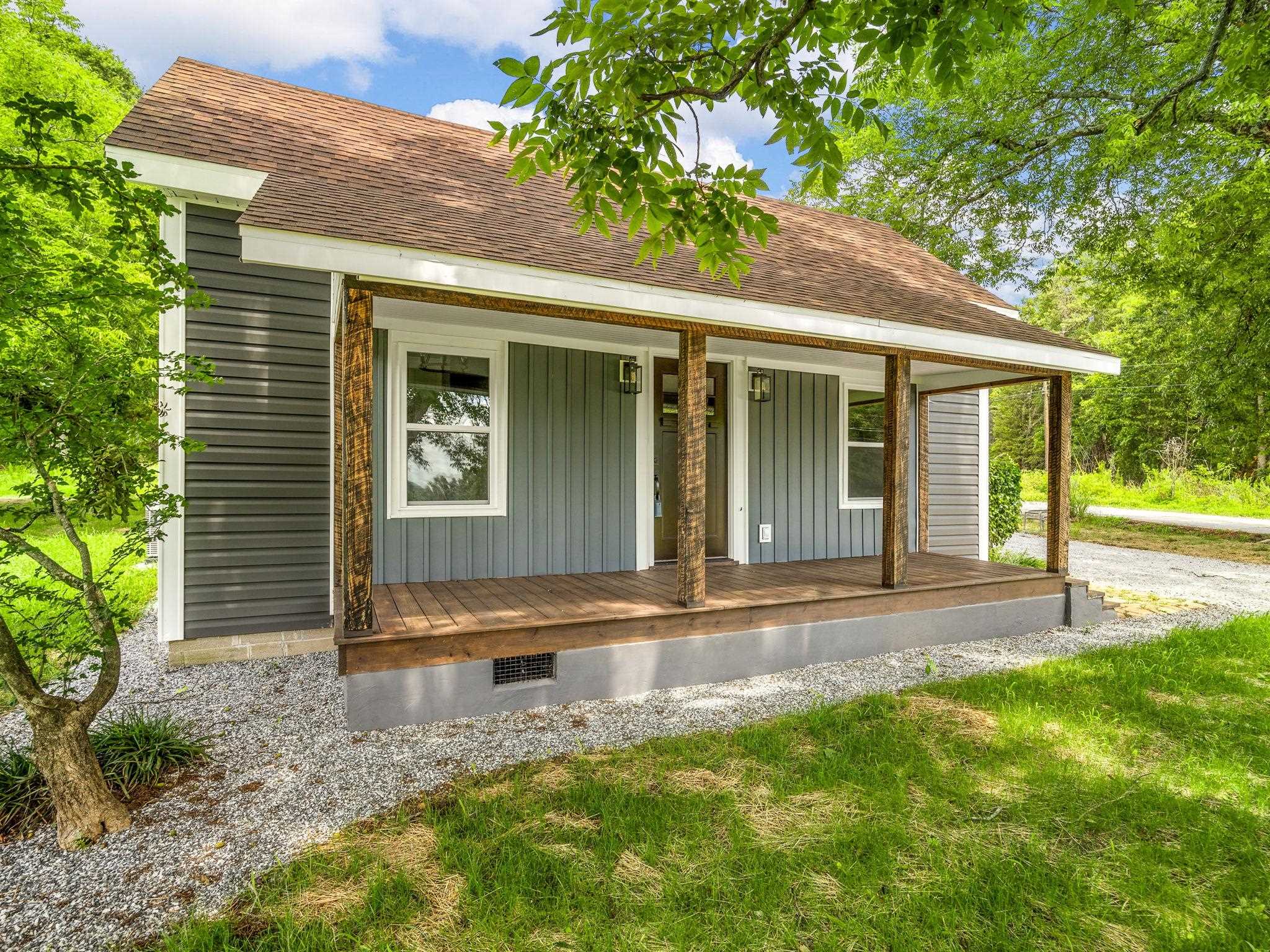 1630 Clement Road Greer, SC 29650 - Photo 3 of 34