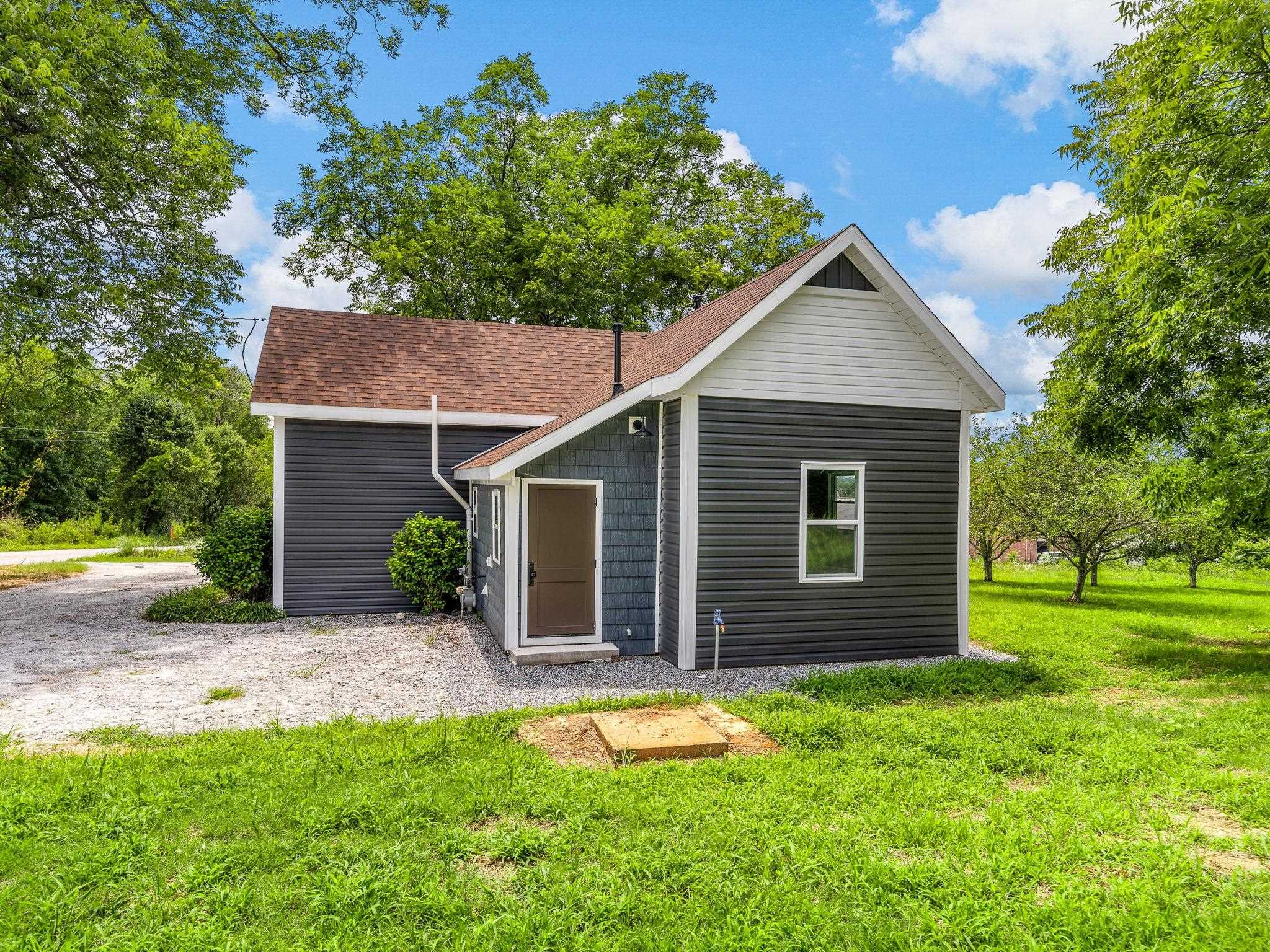 1630 Clement Road Greer, SC 29650 - Photo 31 of 34