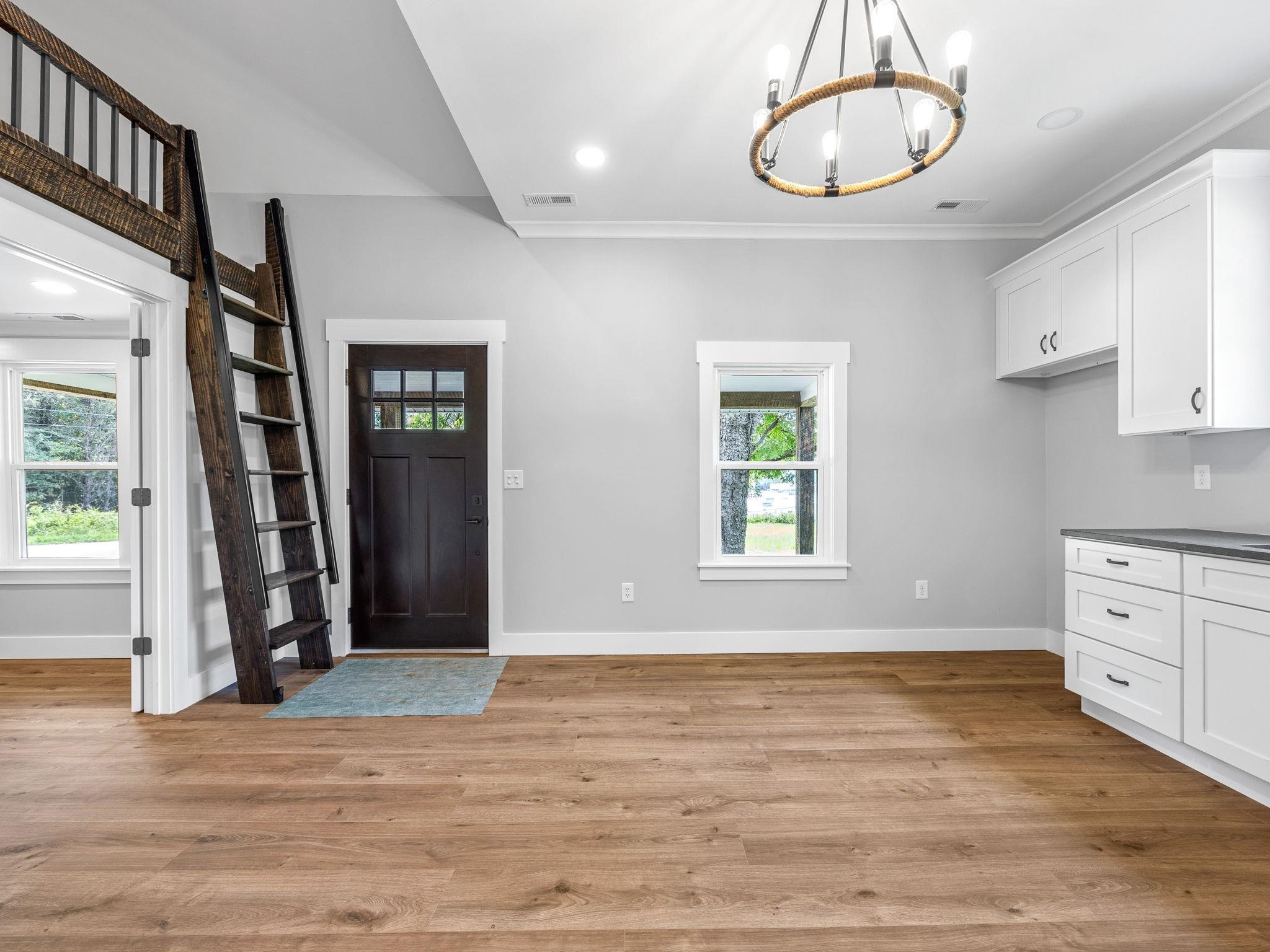 1630 Clement Road Greer, SC 29650 - Photo 10 of 34