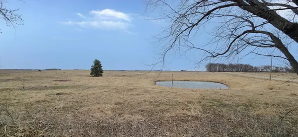 $315,000 | 45760 710th Street, Lakefield, MN 56150