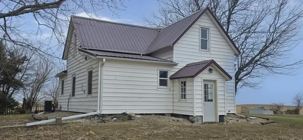 $315,000 | 45760 710th Street, Lakefield, MN 56150