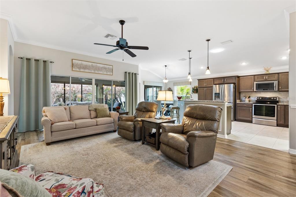 4354 Zeppelin Road The Villages, FL 32163 - Photo 6 of 42