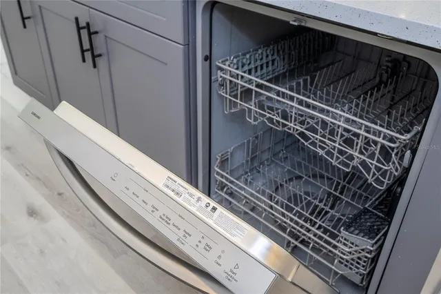 $466,900 | 41915 Aspen Street, Eustis, FL 32736