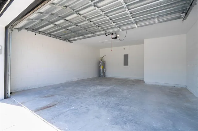 $466,900 | 41915 Aspen Street, Eustis, FL 32736