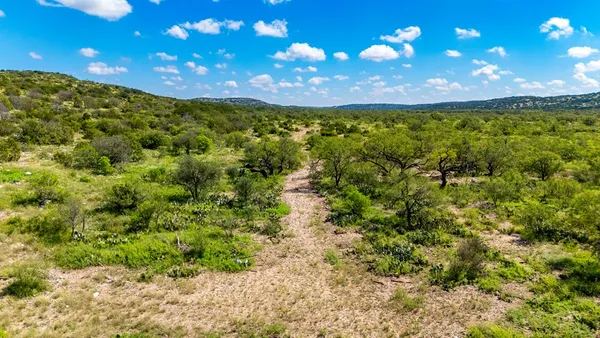 $299,900 | 184 Sd 45405, Rocksprings, TX 78880