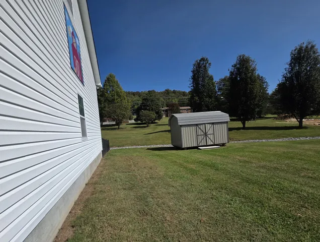 a view of walk in closet