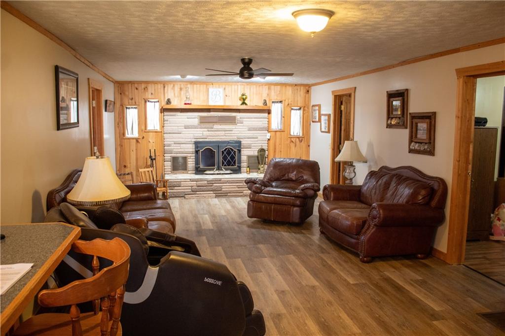 24700 Douglas Road Chanute, KS 66720 - Photo 23 of 59