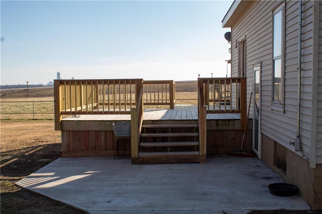 24700 Douglas Road Chanute, KS 66720 - Photo 38 of 59