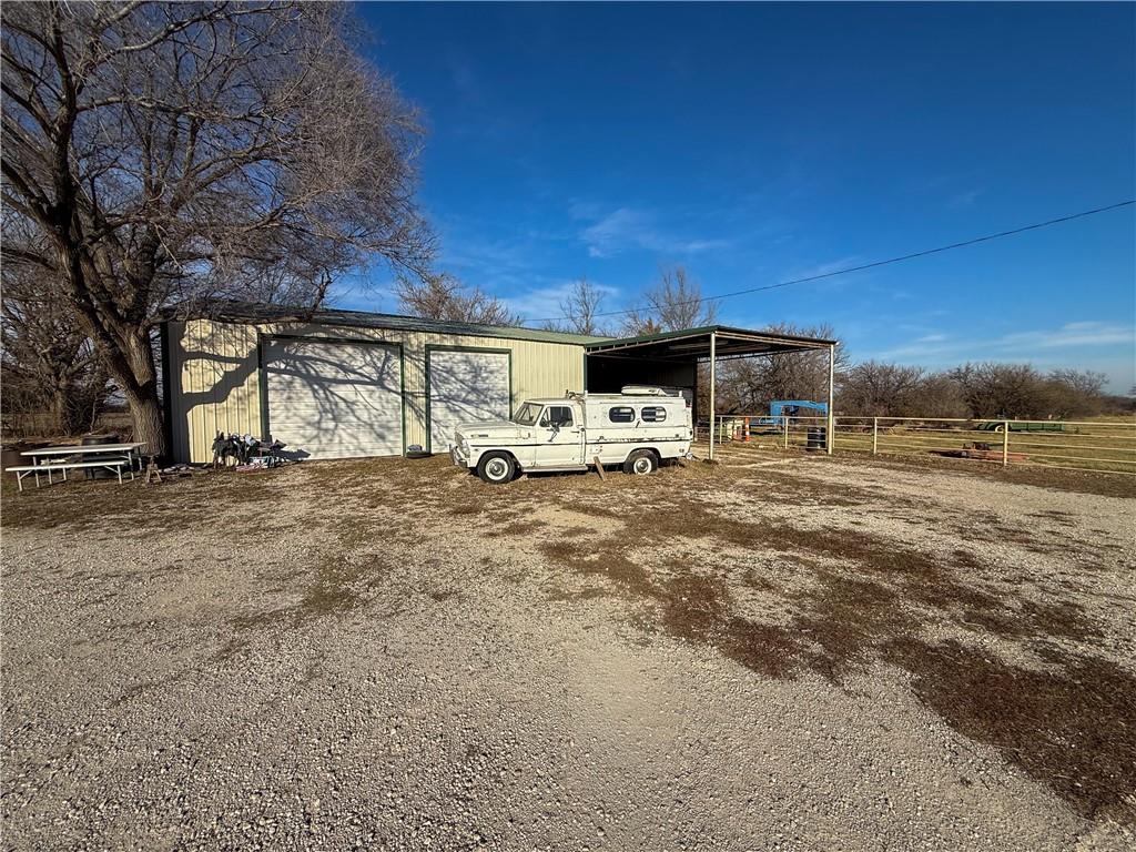 24700 Douglas Road Chanute, KS 66720 - Photo 9 of 59