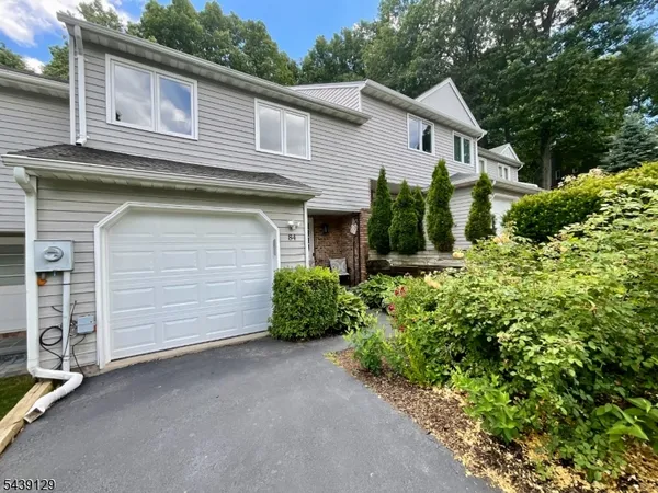 $699,000 | 84 Stockton Court, Morris Plains, NJ 07950
