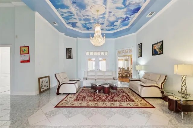 $790,000 | 104 South Kenner Avenue, Westwego, LA 70094