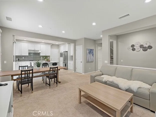 $4,500 | 156 Outwest, Irvine, CA 92618